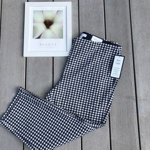 NWT CHARTER CLUB Chelsea tummy control capris